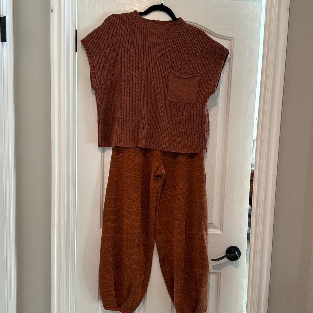 Free people Freya sweater set, rust color, size medium